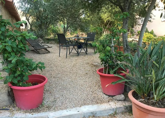 فندق مبيت وإفطار Caseddu Di Chjarastella فيغاري